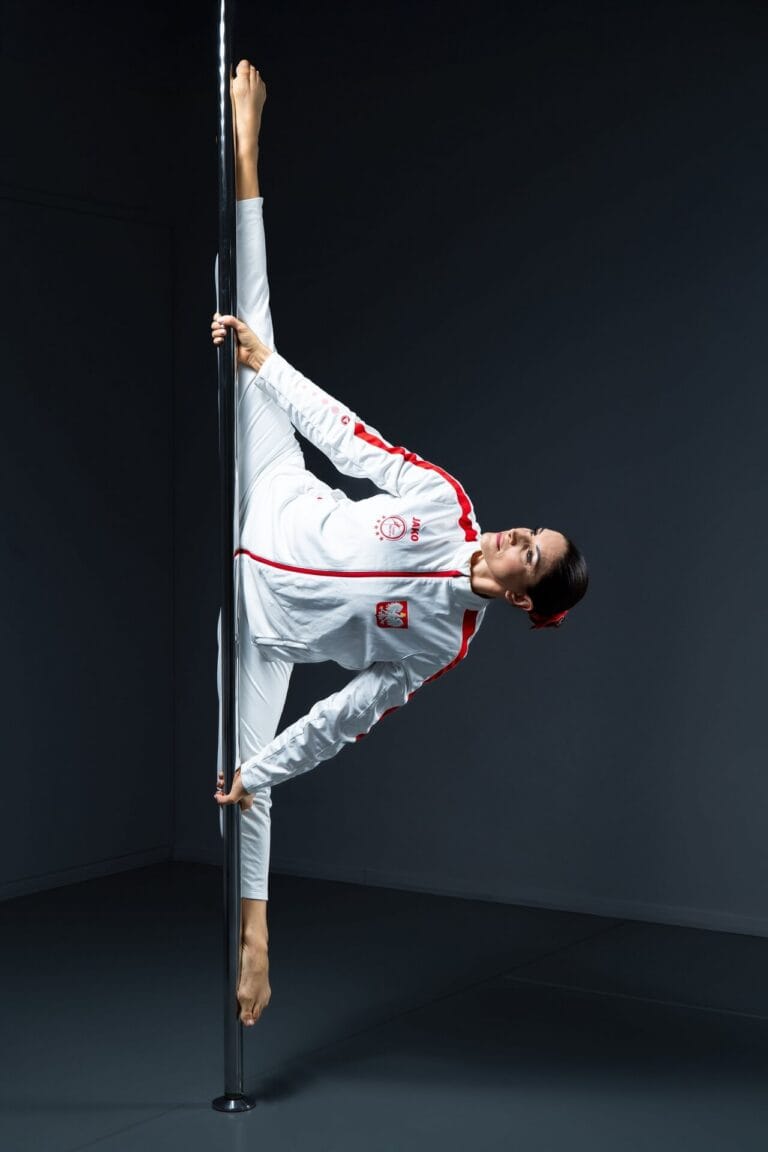 Jako – sesja producenta – pole dance